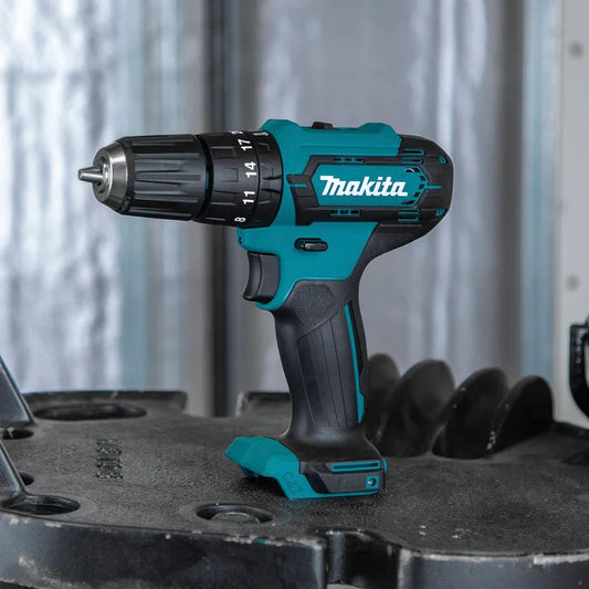 Makita 1/2" 18V fúró + tartozékok